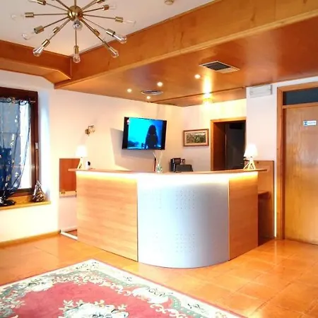 Tea Dolomiti - Di - Monte Civetta Otel Alleghe